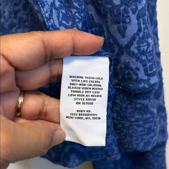 Ruby Rd. Blue Patterned Petite Top - Picture 4 of 5